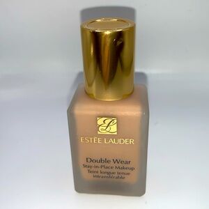 Estee Lauder Double Wear foundation